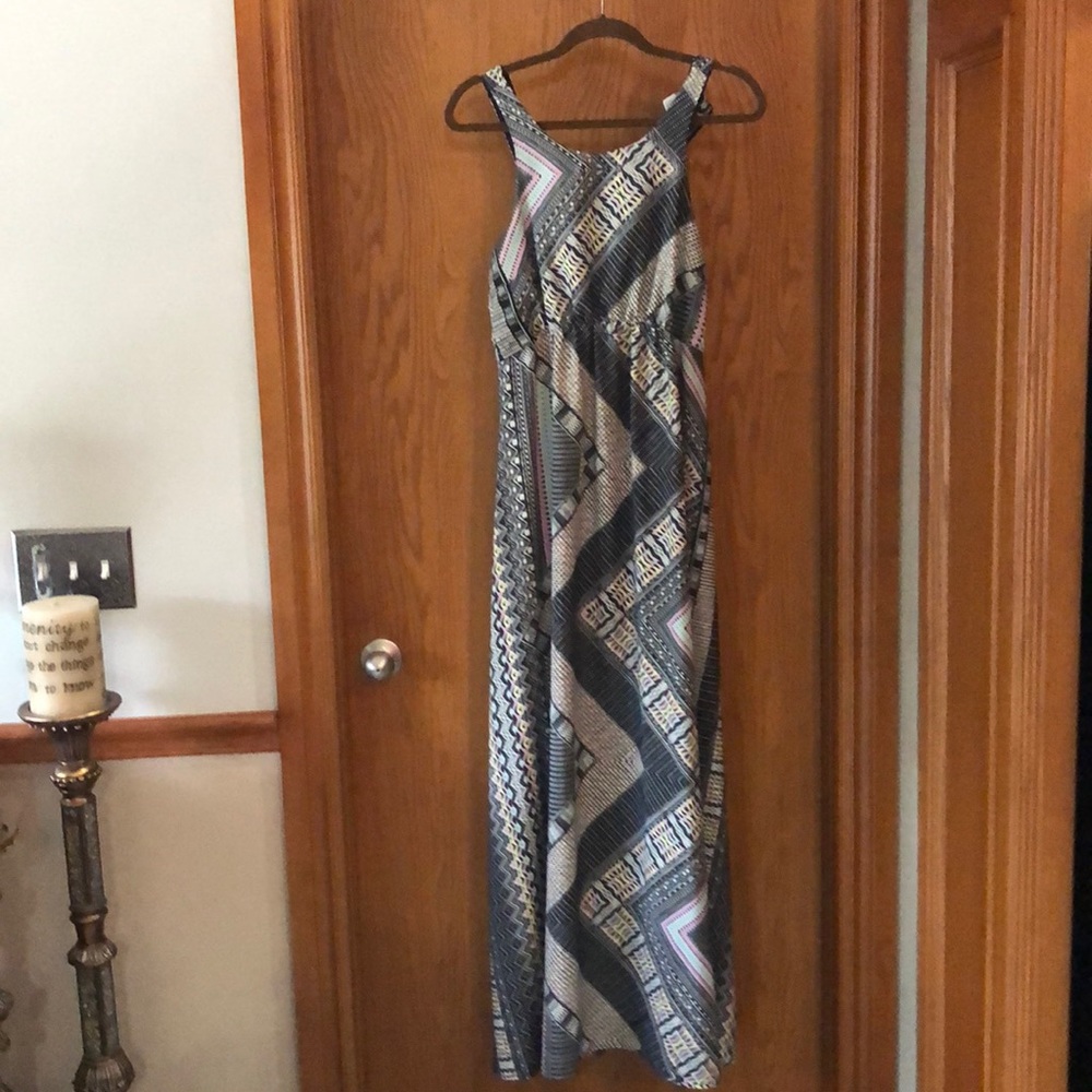 Beautiful Spring sleeveless maxi (EUC)